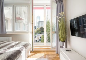 2 habitaciones, tabla de planchar con plancha, wifi y ropa de cama 