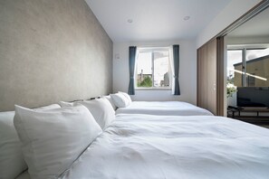 Iron/ironing board, free WiFi