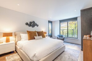 5 habitaciones, tabla de planchar con plancha y wifi gratis 