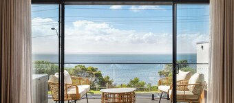 San Remo Luxe 2, large modern home with 180-degree bay views, outdoor spa.