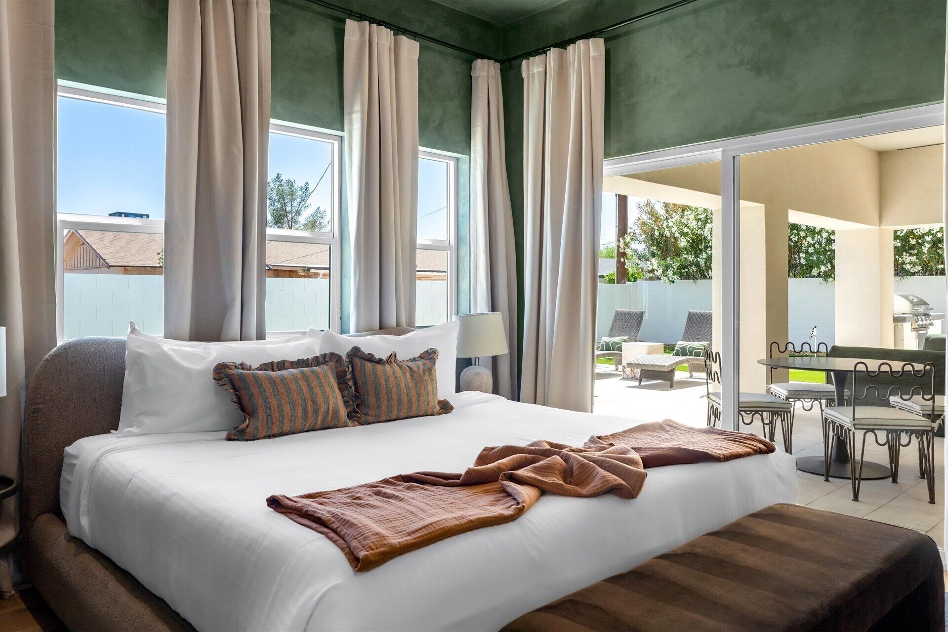 4 間睡房、熨斗/熨衫板、免費 Wi-Fi、床單