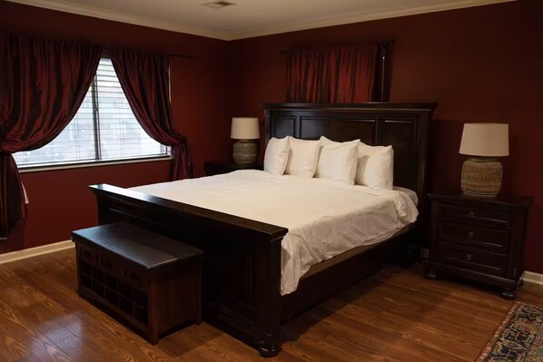 4 bedrooms, travel cot, WiFi, bed sheets