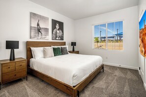 4 bedrooms, iron/ironing board, free WiFi, bed sheets - 1626, Private Swim Spa, Hot tub, Resort access (Washington)