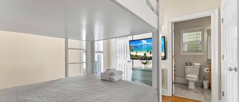 4 室のベッドルーム、アイロン / アイロン台、インターネット、ベッドシーツ