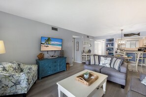 Living area - Relax at Bay Bliss-Bay Views & Steps to Beach! (Bradenton Beach)