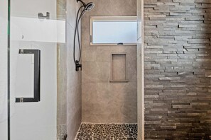 Shower, hair dryer, towels