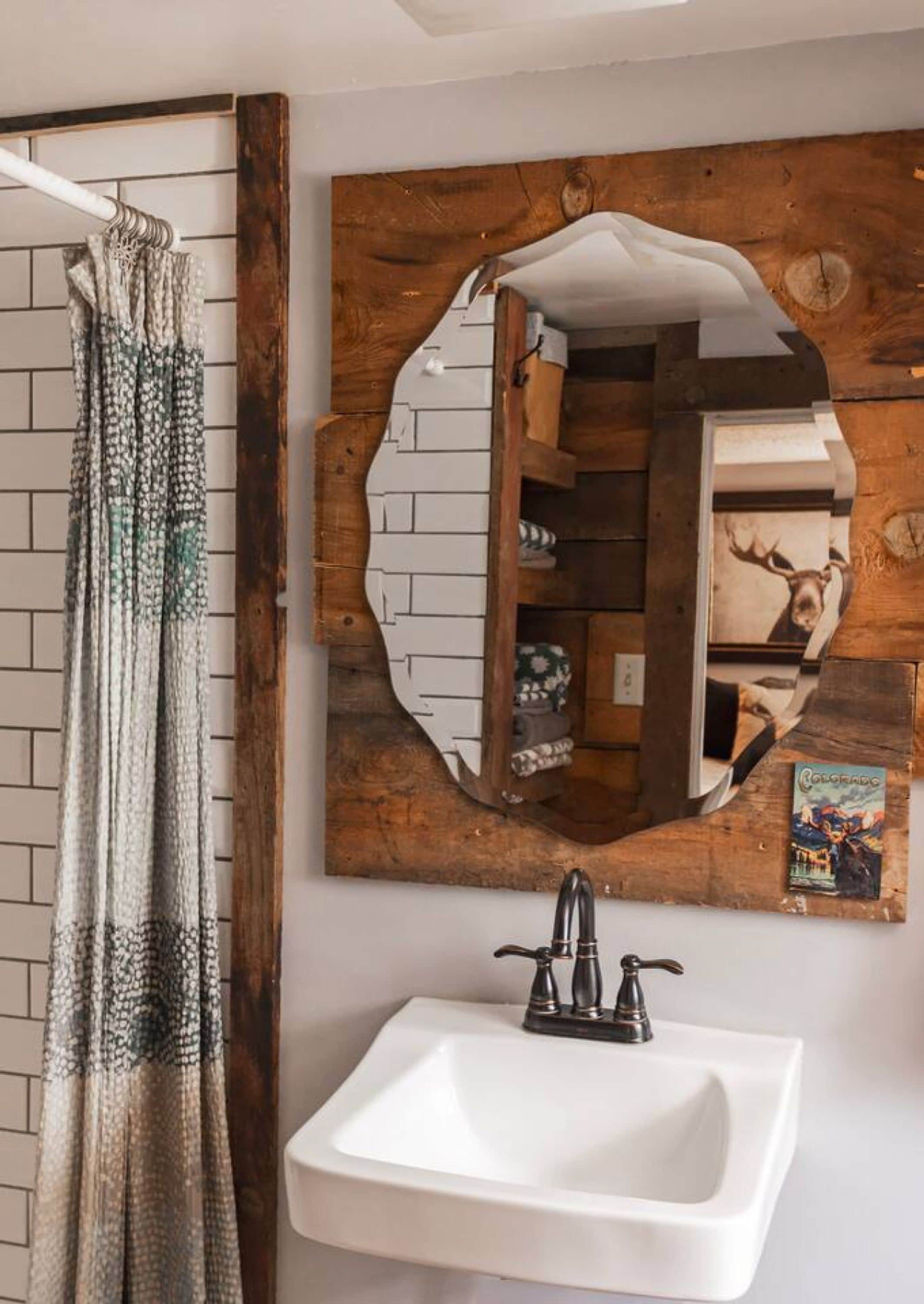 Estúdio | Banheiro | Chuveiro, chuveiro com efeito de chuva