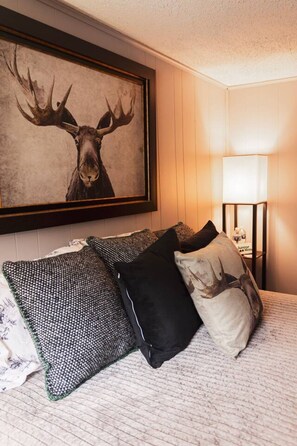 Studio | 1 bedroom - Moose Room Rustic Colorado Lodge Escape (Silverton)