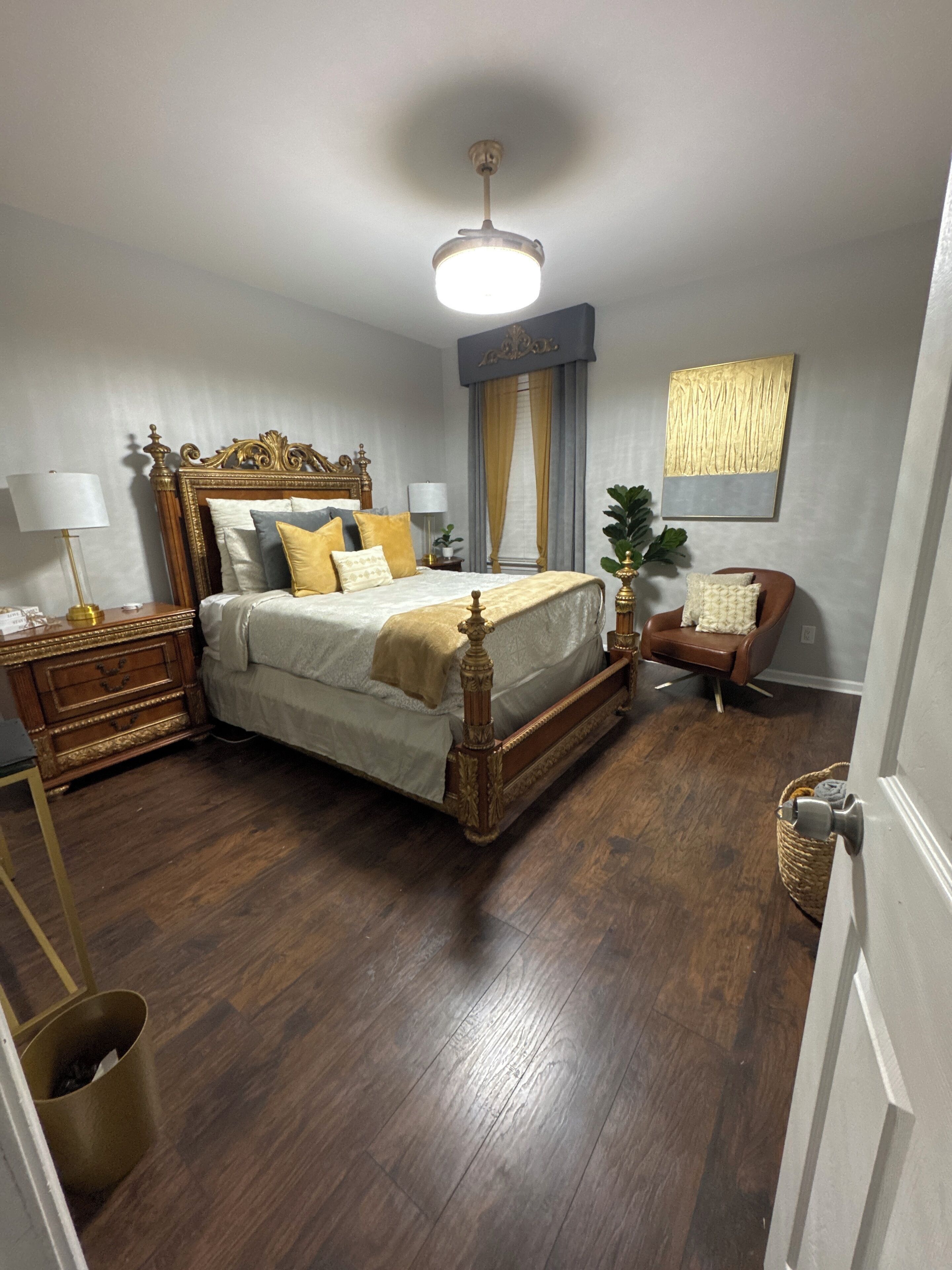 1 多间卧室、熨斗/熨衣板、WiFi、床单