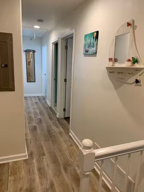 Interior - beautiful condo only 1.5 block to boardwalk (Wildwood)