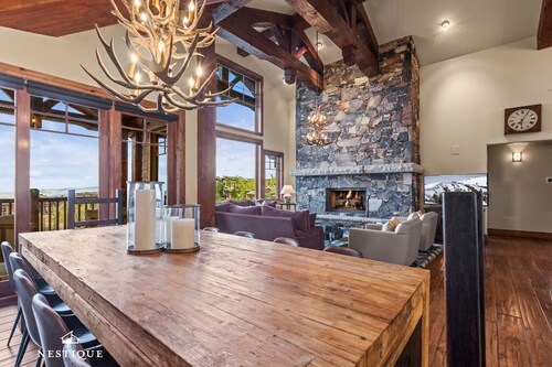 Experience Luxury at Empire Summit in The Grand Lodge