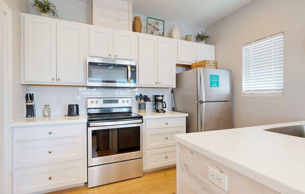 Fridge, microwave, oven, dishwasher