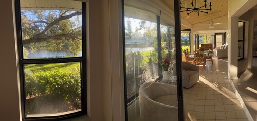 Charming 2-bedroom villa in Venice Plantation Golf and Country Club