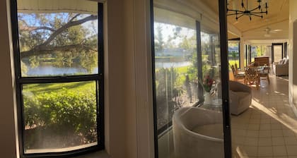 Charming 2-bedroom villa in Venice Plantation Golf and Country Club