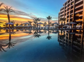 Pool -  Available Oct.22-28th Luxury at its finest!!! 1-Bedroom, 1300 sq ft Condo, (Cabo San Lucas)
