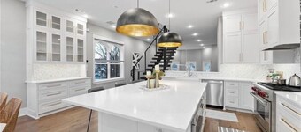 3-bedroom condo in downtown Bentonville. Walking distance to restaurants!