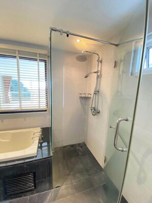 Haartrockner, Bidet