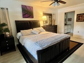 3 bedrooms, travel cot, free WiFi, bed sheets