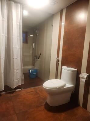 Chambre Double Deluxe | Salle de bain