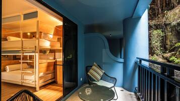 Deluxe 10 Bed Dorm Room (Garden View)