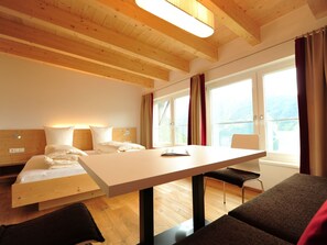 1 bedroom, Internet