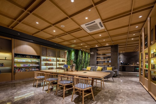 Mehood Lestie International Hotel Shenzhen Science and Technology Park Hi-Tech Central Metro Station Branch