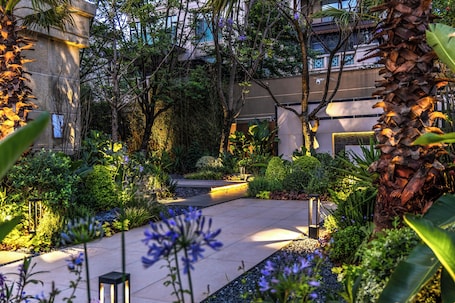 Garden. Healing Mind International Hotel Kunming Dianchi Grand View Park Fuhai Metro Station Branch