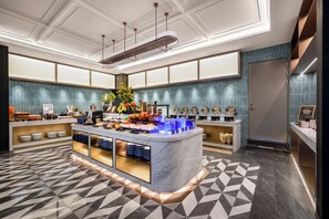 Free daily self-serve breakfast - Healing Mind International Hotel Kunming Dianchi Grand View Park Fuhai Metro Station Branch (Kunming)