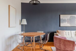 Interior - Blueground | Döbling, view, nr Kahlenberg (Vienna)