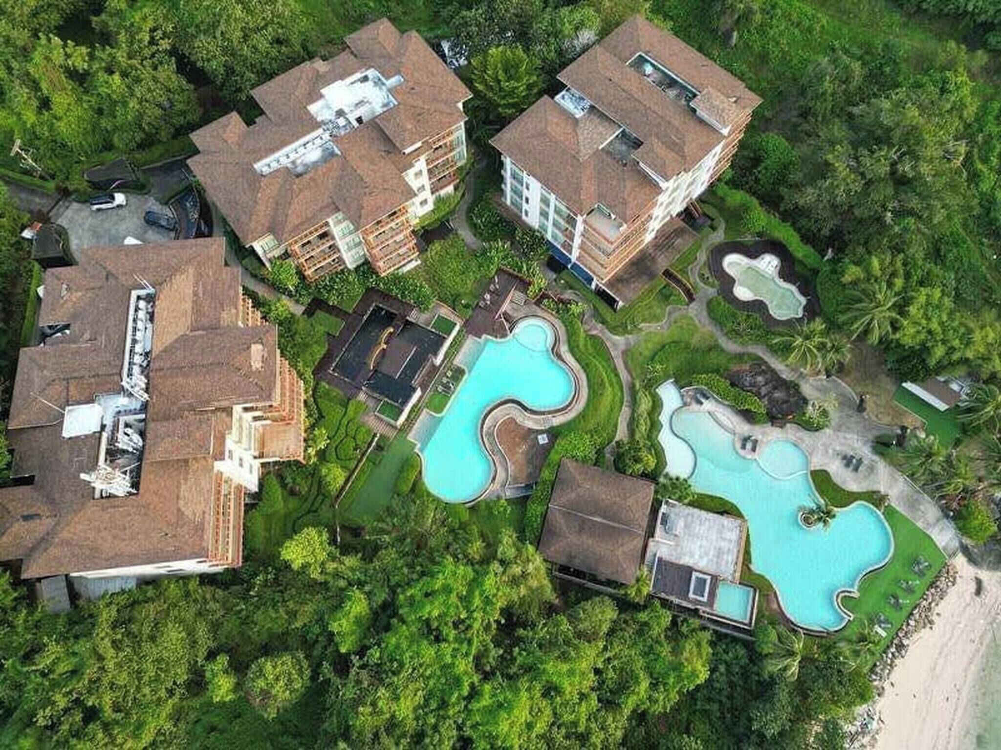 Condo, 3 chambres, accessible aux personnes à mobilité réduite | Piscine | Piscine extérieure