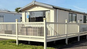 Unclassified image, 5 of 14, button - Southview Park- Family Caravan- Sleeps 6- Parking (Skegness)