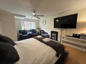 4 habitaciones, wifi y ropa de cama