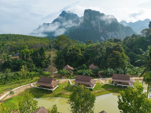 Lost Horizon Resort - Khao Sok