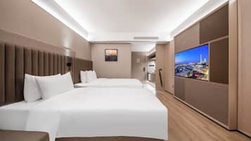 Desk, laptop workspace, iron/ironing board, free WiFi