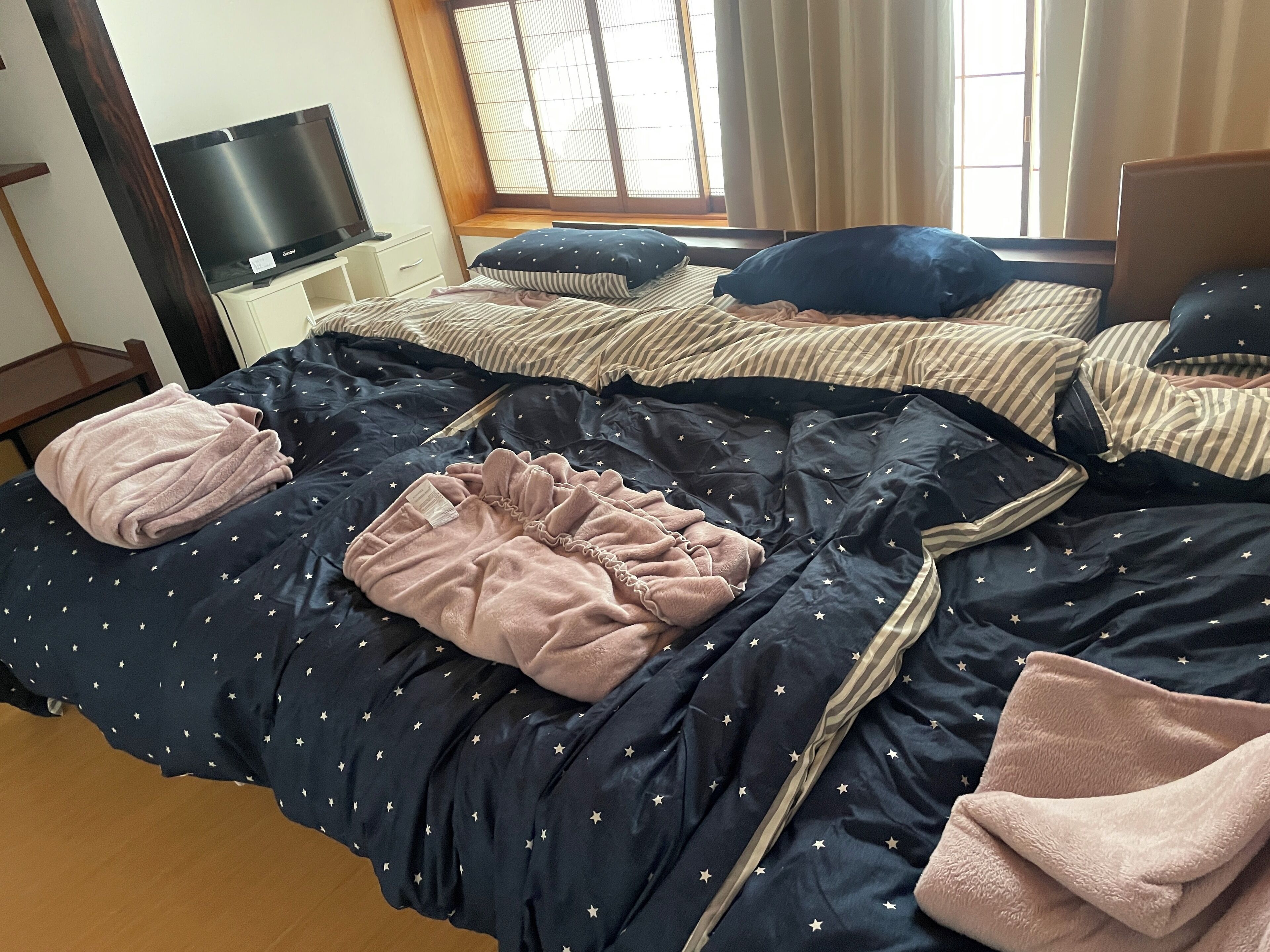 Huis, uitzicht op bergen