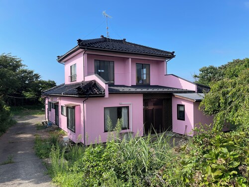 Tensen Inn on the bay