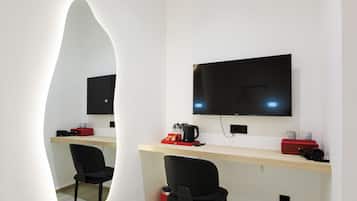Deluxe Room, 1 Twin Bed, Non Smoking | Free WiFi