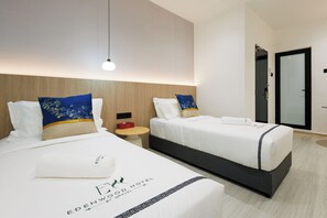 Deluxe Room, 2 Twin Beds, Non Smoking | Free WiFi