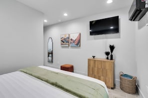 1 dormitorio, tabla de planchar con plancha, wifi gratis y ropa de cama