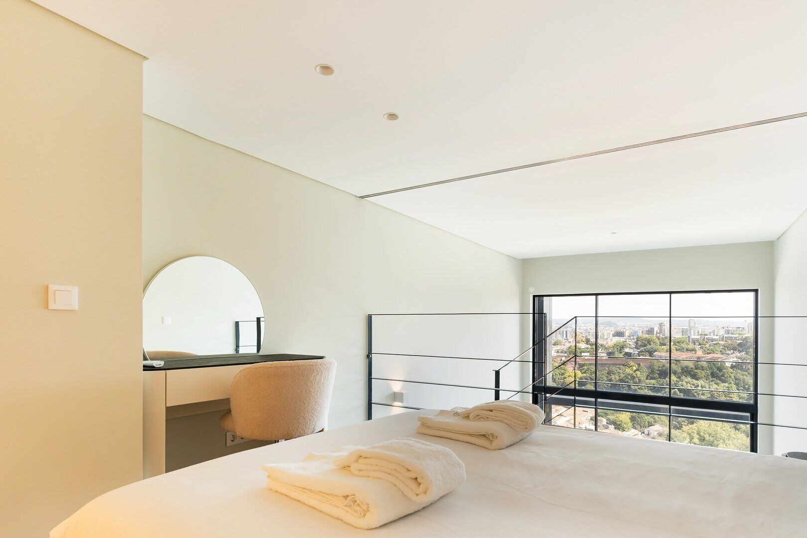 Internet, bed sheets