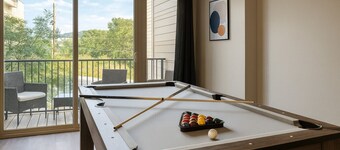 Family & Group Retreat|3 Queens + Pool Table 2nd