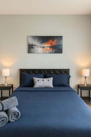 2 bedrooms, desk, iron/ironing board, travel crib - Across from UAB | Spacious 2BR Retreat 3b (Birmingham)