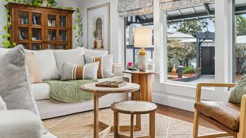 TV, fireplace, books, offices
