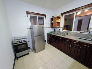 Microwave, oven, coffee/tea maker, toaster