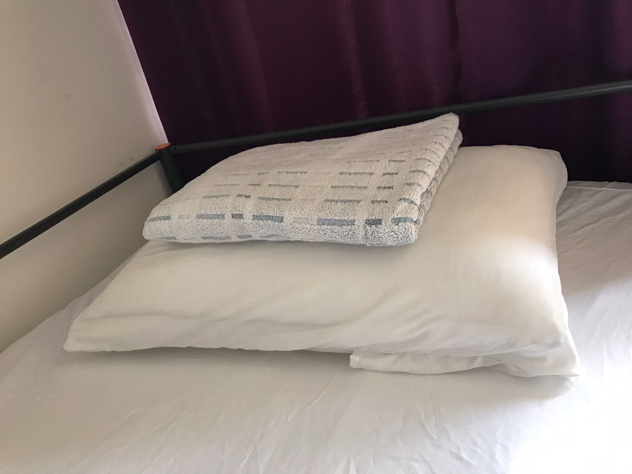 Economy Room, Mixed Dorm, Non Smoking | Free WiFi