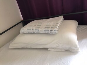 Economy Room, Mixed Dorm, Non Smoking | Free WiFi