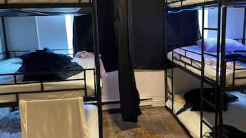 Economy Room, Mixed Dorm, Non Smoking | Free WiFi