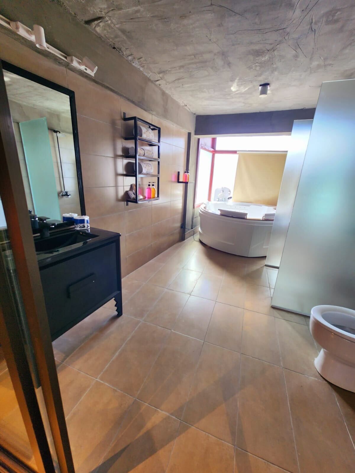 Exclusive Room | In-room safe, soundproofing, iron/ironing board