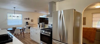 Berrendo Sky Homestead - 4 Minutes to Main