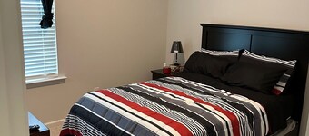 Spacious 4-bedroom home, short drive to Auburn University